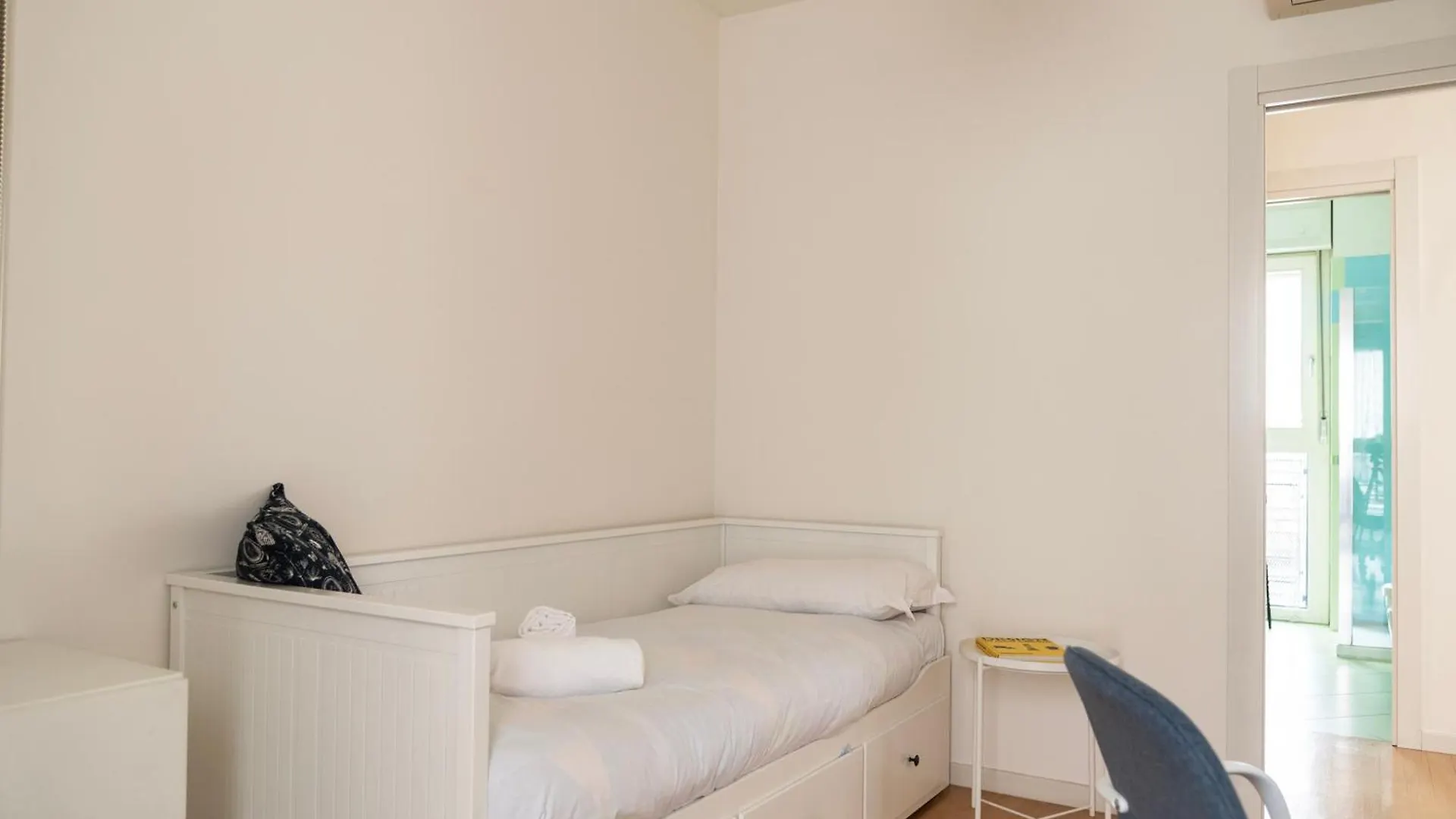 Youhosty - Savona 122 Milan
