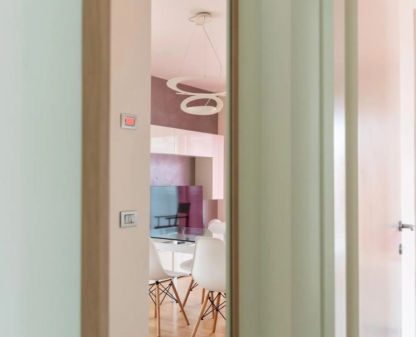 Youhosty - Savona 122 Milan