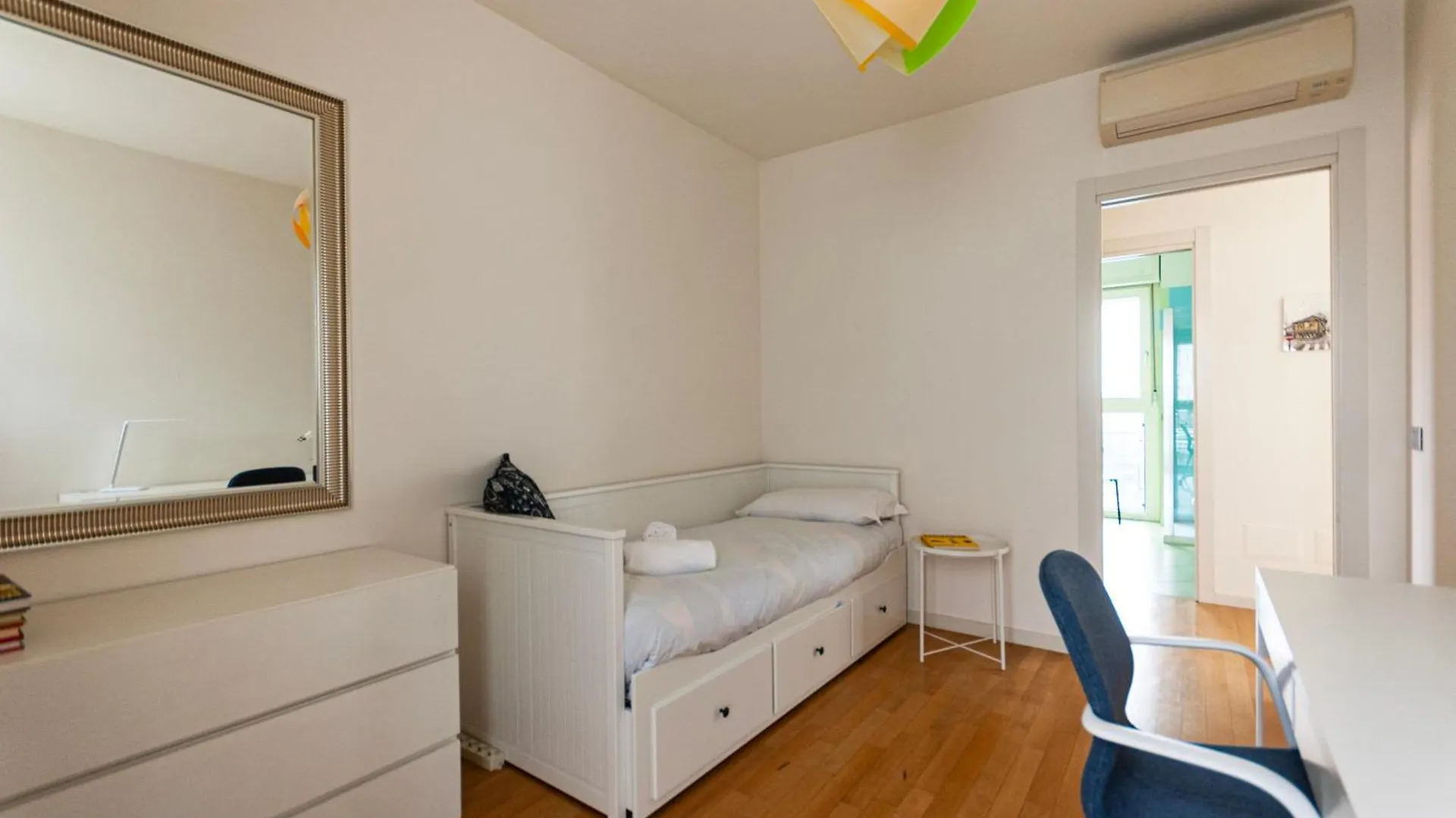 Youhosty - Savona 122 Milan