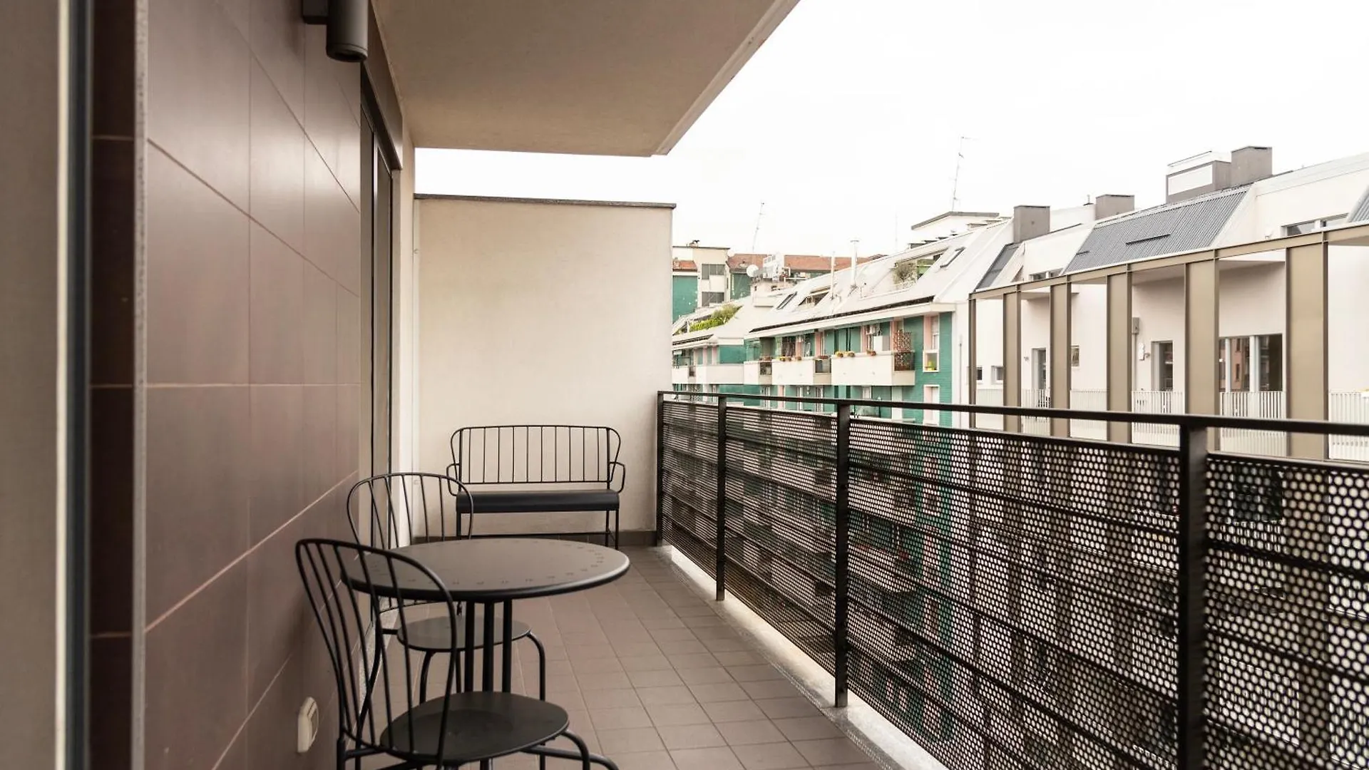 Youhosty - Savona 122 Milan Italie
