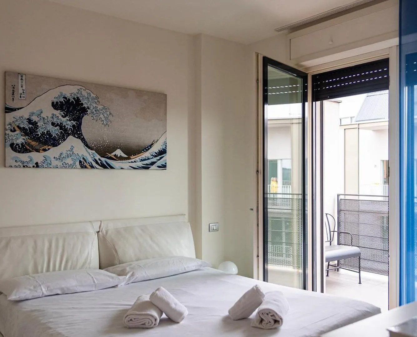Youhosty - Savona 122 location