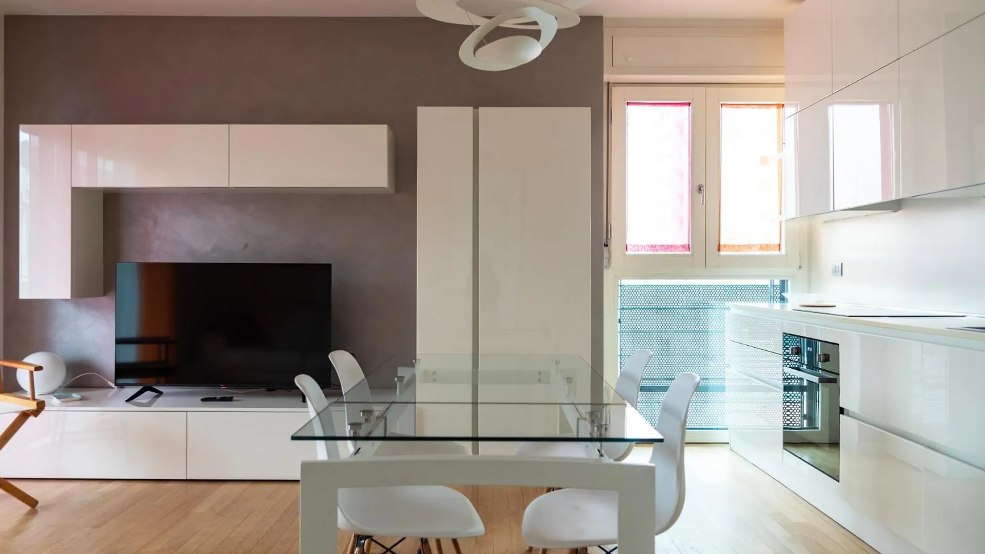 Youhosty - Savona 122 Milan