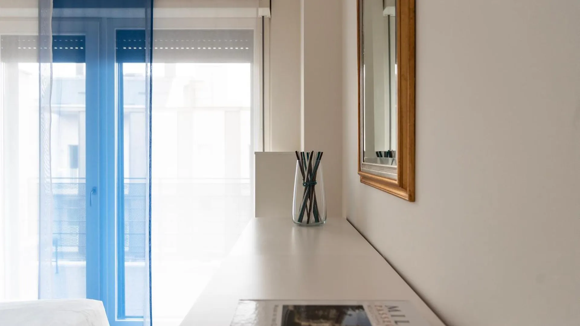 Apartment Youhosty - Savona 122 Milan Italy
